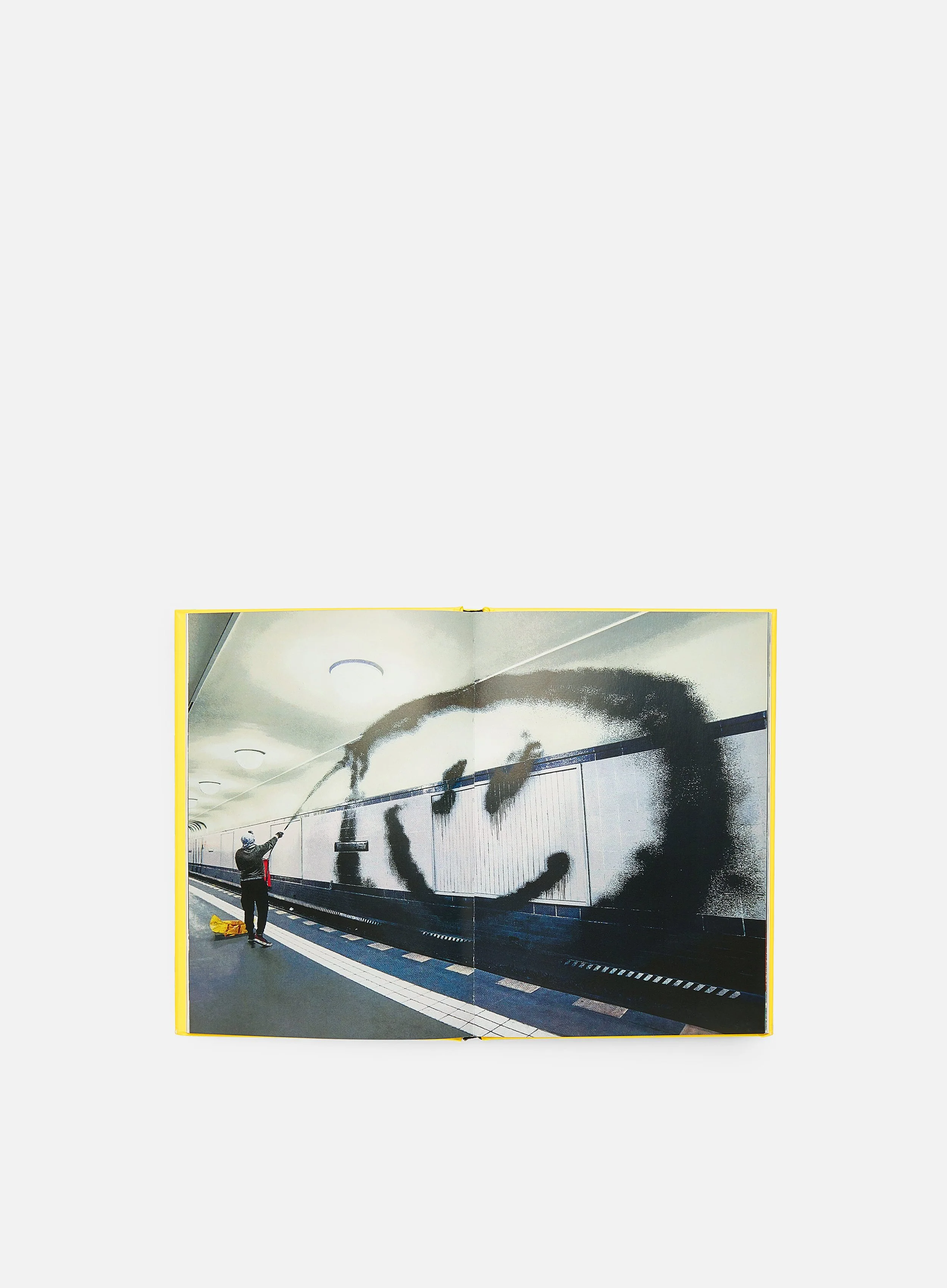 The Sm;)e Book - Image 3